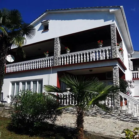 Apartment Spacious In With Terrace Matulji
