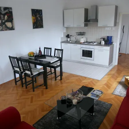 Appartement Spacious In With Terrace *