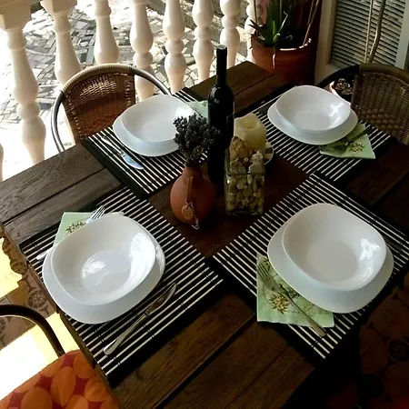 In With Scenic Roof Terrace *