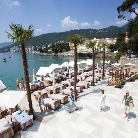 In With Scenic Roof Terrace * Matulji